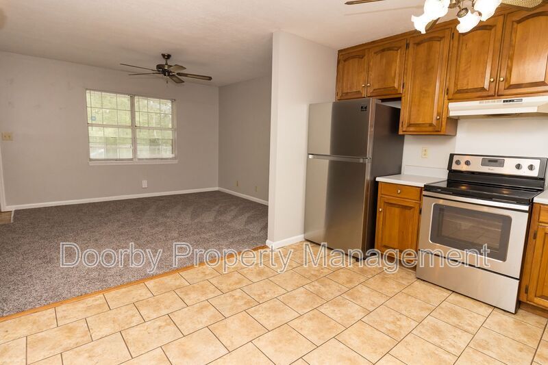 Building Photo - 333 Withrow Rd