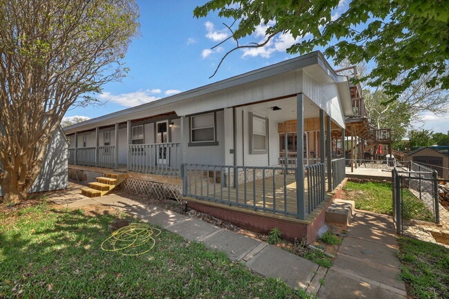 Building Photo - 6516 Blue Water Ct