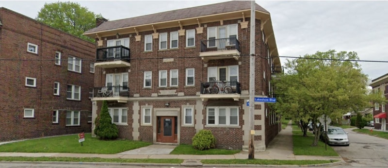 Building Photo - 14300 Lakeshore Blvd