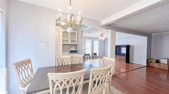 Building Photo - 9206 Hendon Ln