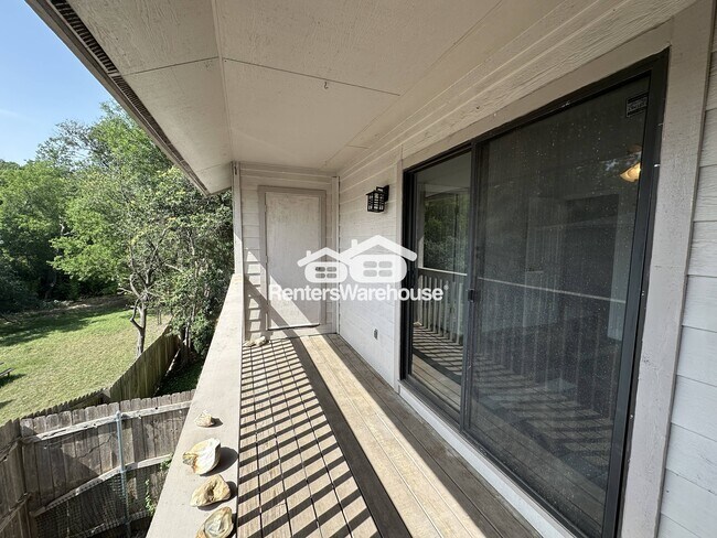 Building Photo - 3839 Dry Creek Dr