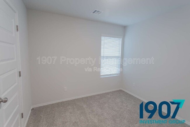 Building Photo - 1413 Lexi Dr