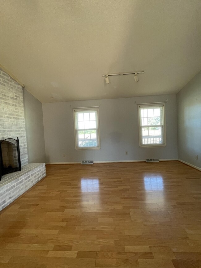 Building Photo - 1884 Prophet Rd