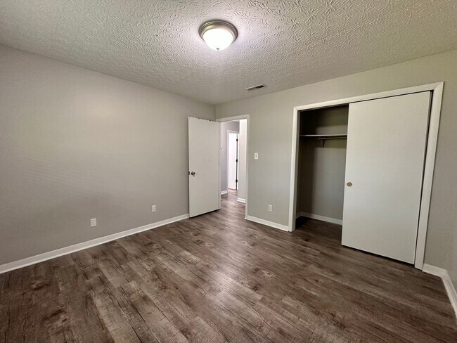 Building Photo - Stockton Apartments- Sylvia Community 2 Be...