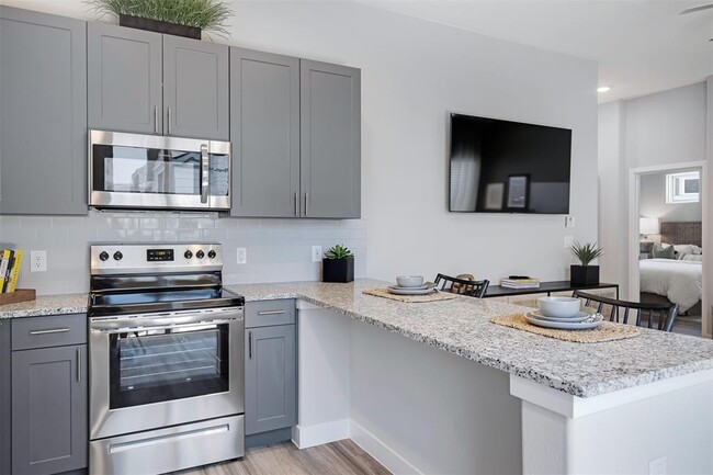 Building Photo - 7265 Borland Dr