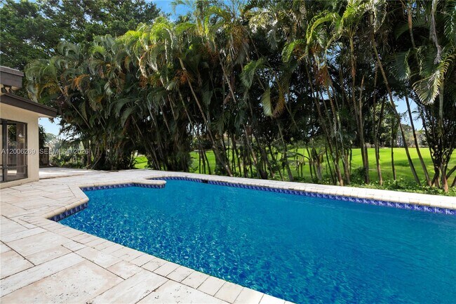 Building Photo - 8881 N Lake Dasha Dr