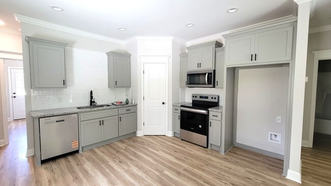 Building Photo - Available Soon!