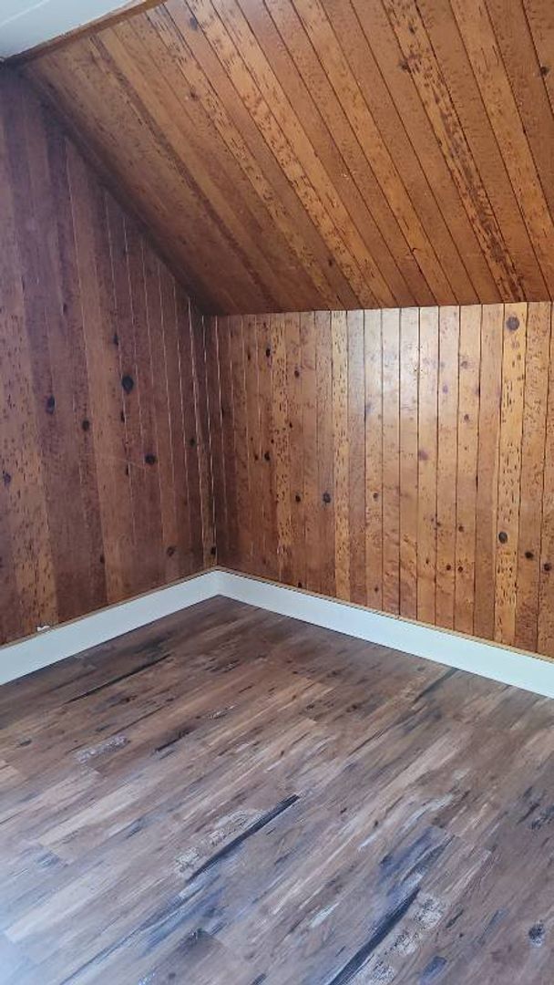 Building Photo - 4Bedroom/2Bath Home in Town of Susanville