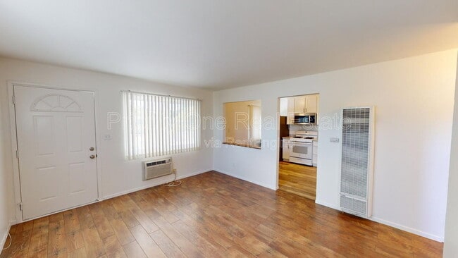 Building Photo - 6023 Severin Dr