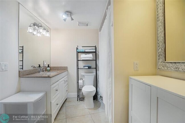 Building Photo - 3800 Galt Ocean Dr