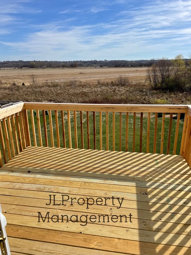 Building Photo - 20101 E 24th Terrace Ct S