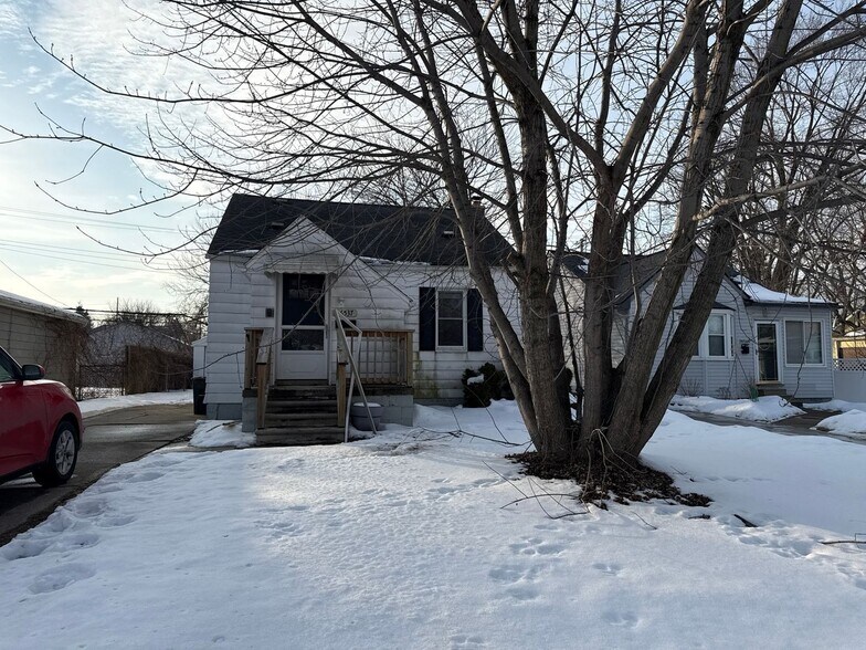 Building Photo - 26537 Brettonwoods St