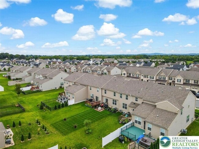Building Photo - 4492 Cottonwood Dr