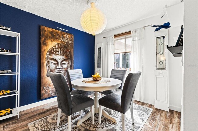 Building Photo - 3802 Cortez Cir