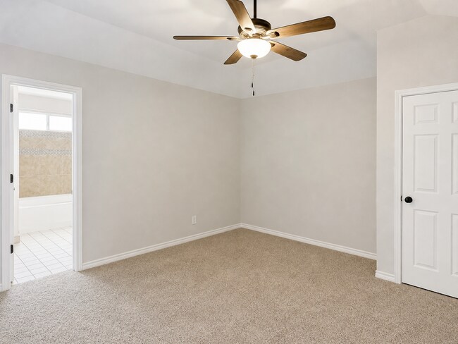 Building Photo - AVAILABLE NOW; APPLY ON OUR WEBSITE TODAY!!