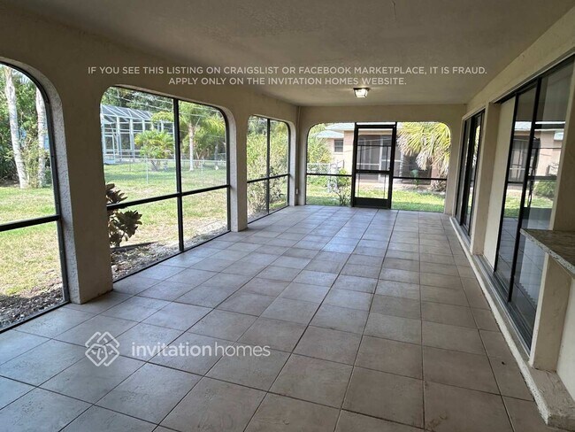 Building Photo - 22440 Tennyson Ave