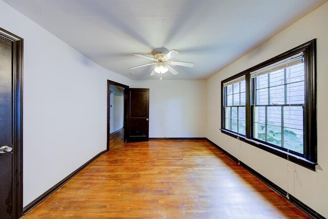 Building Photo - 5233 Brinkman St