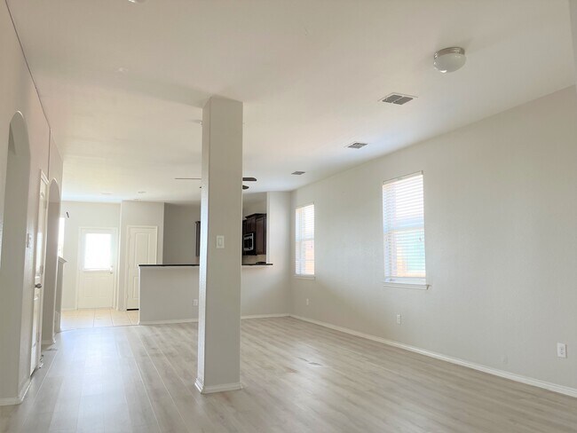 Building Photo - 2861 Houston Wood Dr