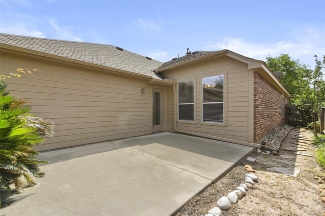 Building Photo - 13518 Barons Lake Ln