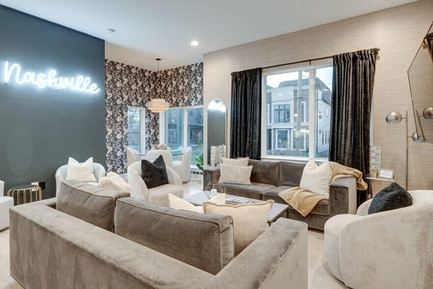 Building Photo - 1035a Scovel St