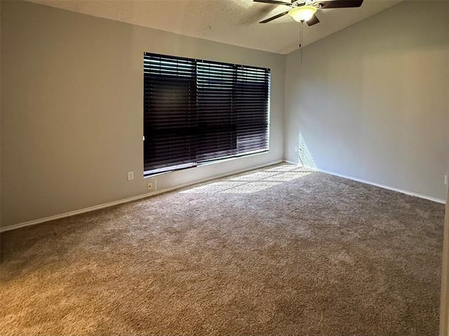 Building Photo - 1520 Beach Ln