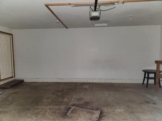 Building Photo - 4462 Live Oak St