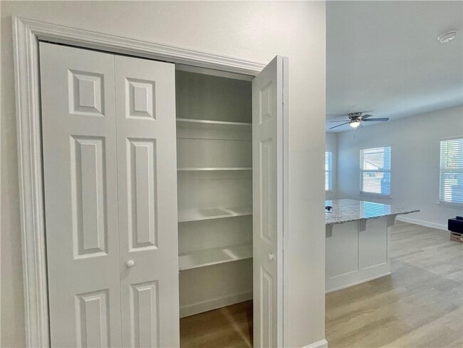 Building Photo - 506 Park St