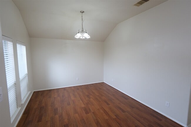 Building Photo - 24622 Colonial Maple Dr