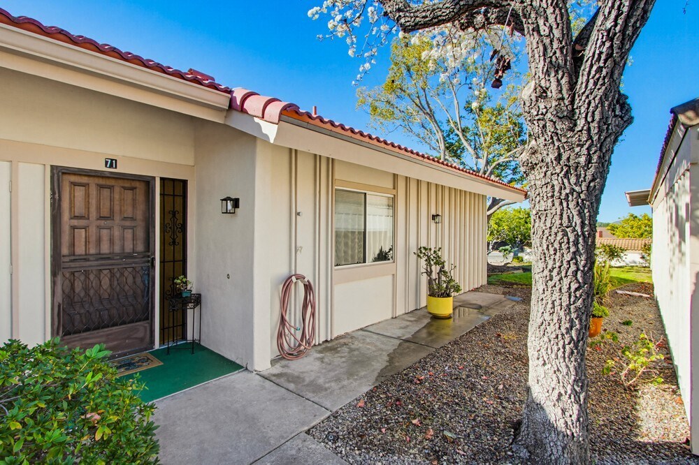 Building Photo - 17440 Plaza Cerado