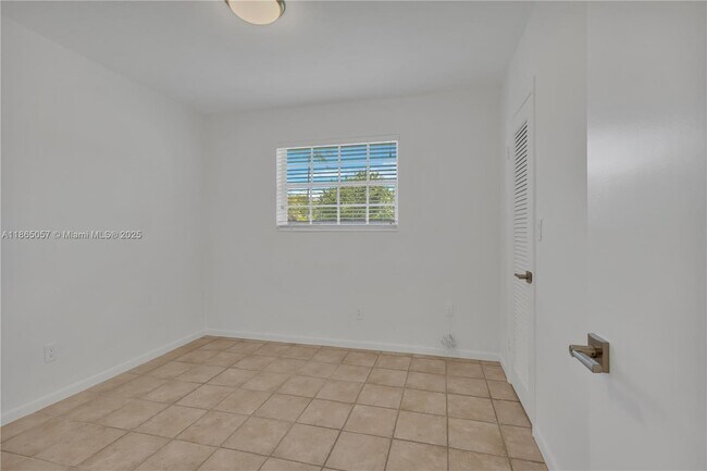 Building Photo - 8261 SW 165th Terrace