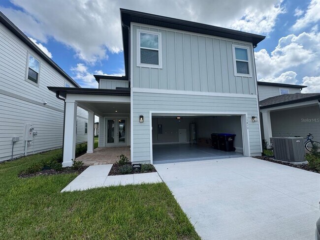 Building Photo - 17819 Twisted Mandarin Aly
