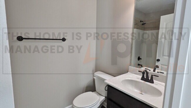 Building Photo - 107 Smithson Ln