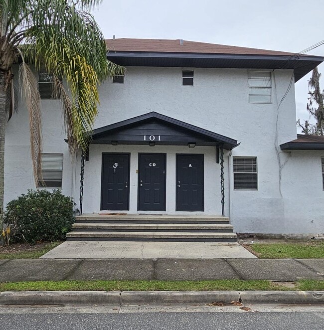 Building Photo - 101 S Moss St