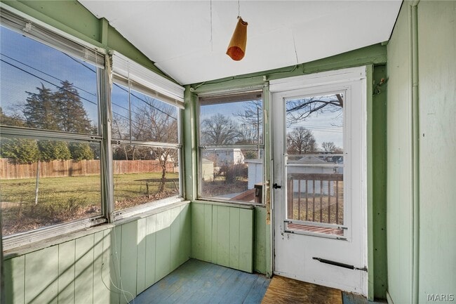 Building Photo - 7070 Winona Ave