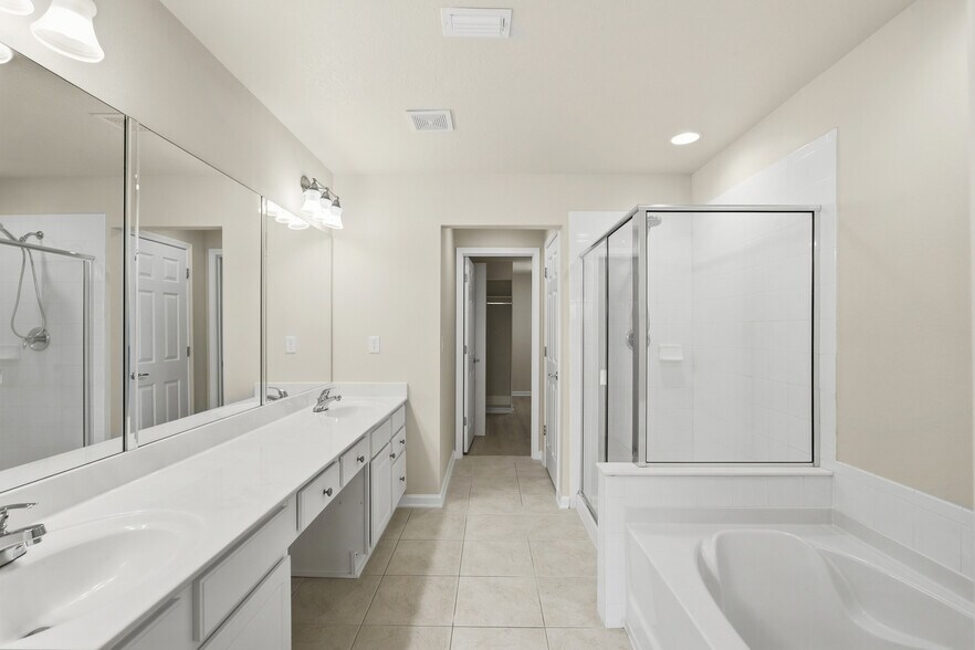 Building Photo - 6280 Autumn Berry Cir