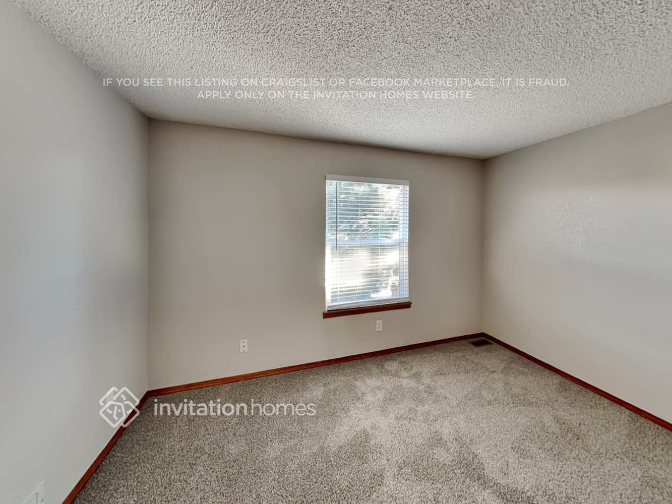 Building Photo - 11333 E Warren Ave