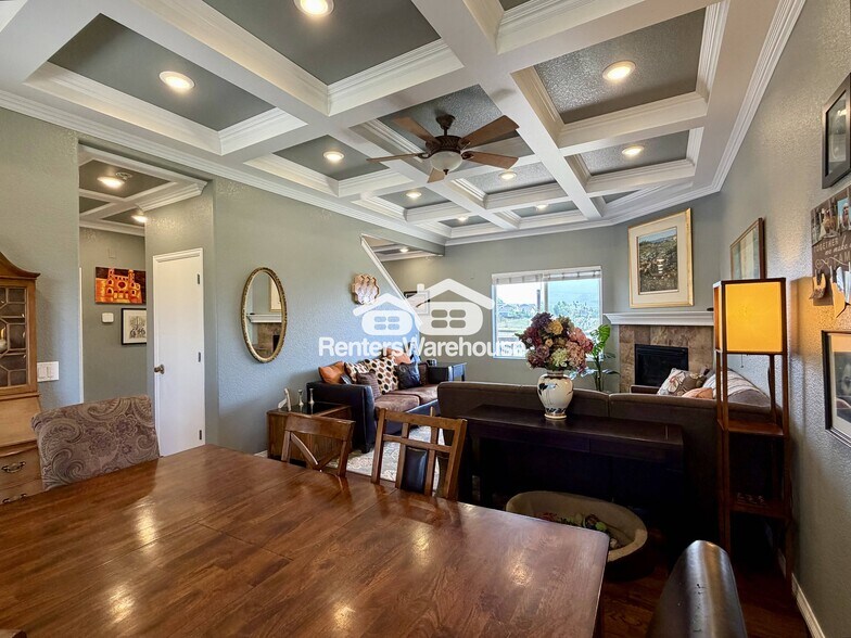 Building Photo - 11260 Jersey Way