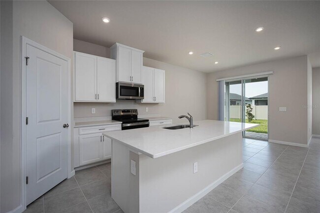 Building Photo - 16873 Castoro Dr