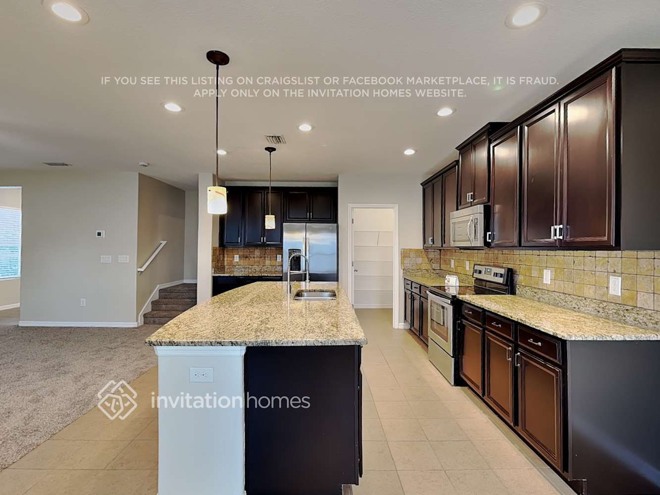 Building Photo - 18840 Deer Tracks Loop