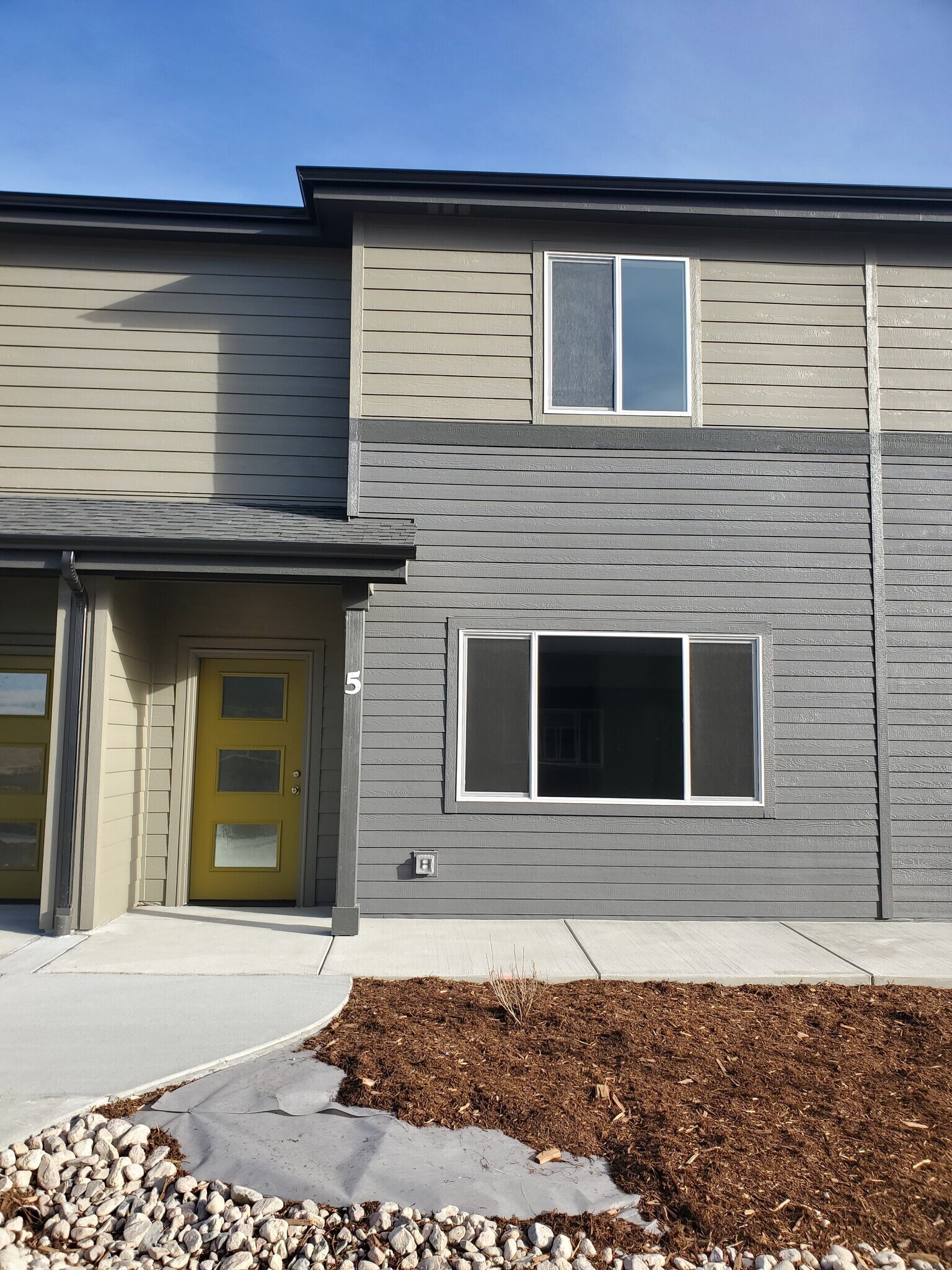 Building Photo - 2794 Barnstormer St