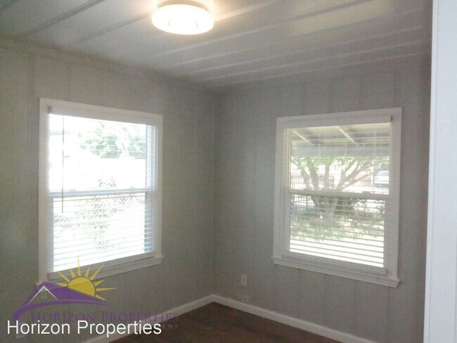 Building Photo - 2 br, 1 bath House - 3269 Belden St