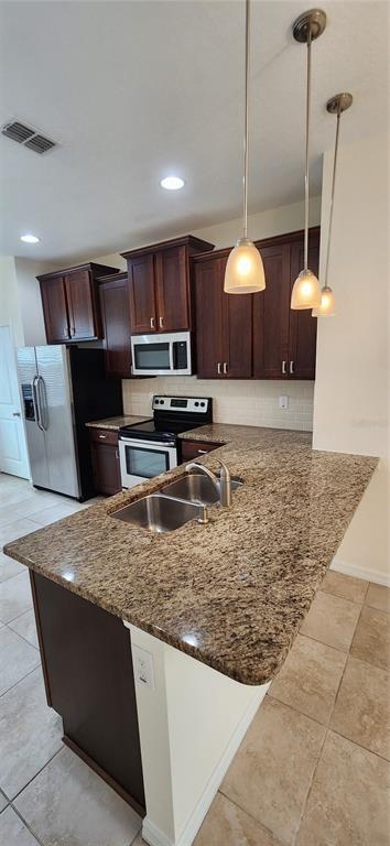 Building Photo - 6425 Baytown Dr