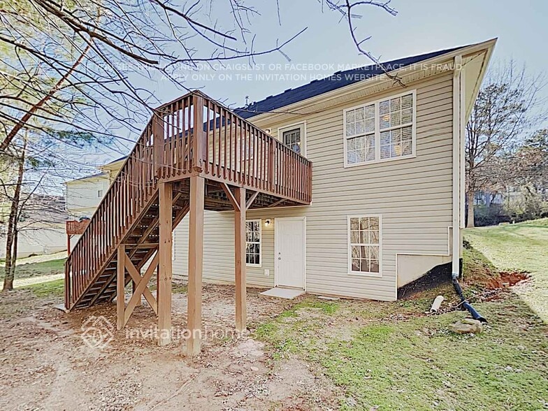 Building Photo - 4076 Shoreside Cir SW