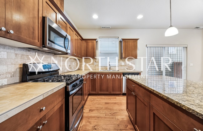 Building Photo - Vaulted Ceilings, Modern Finishes & Easy Living