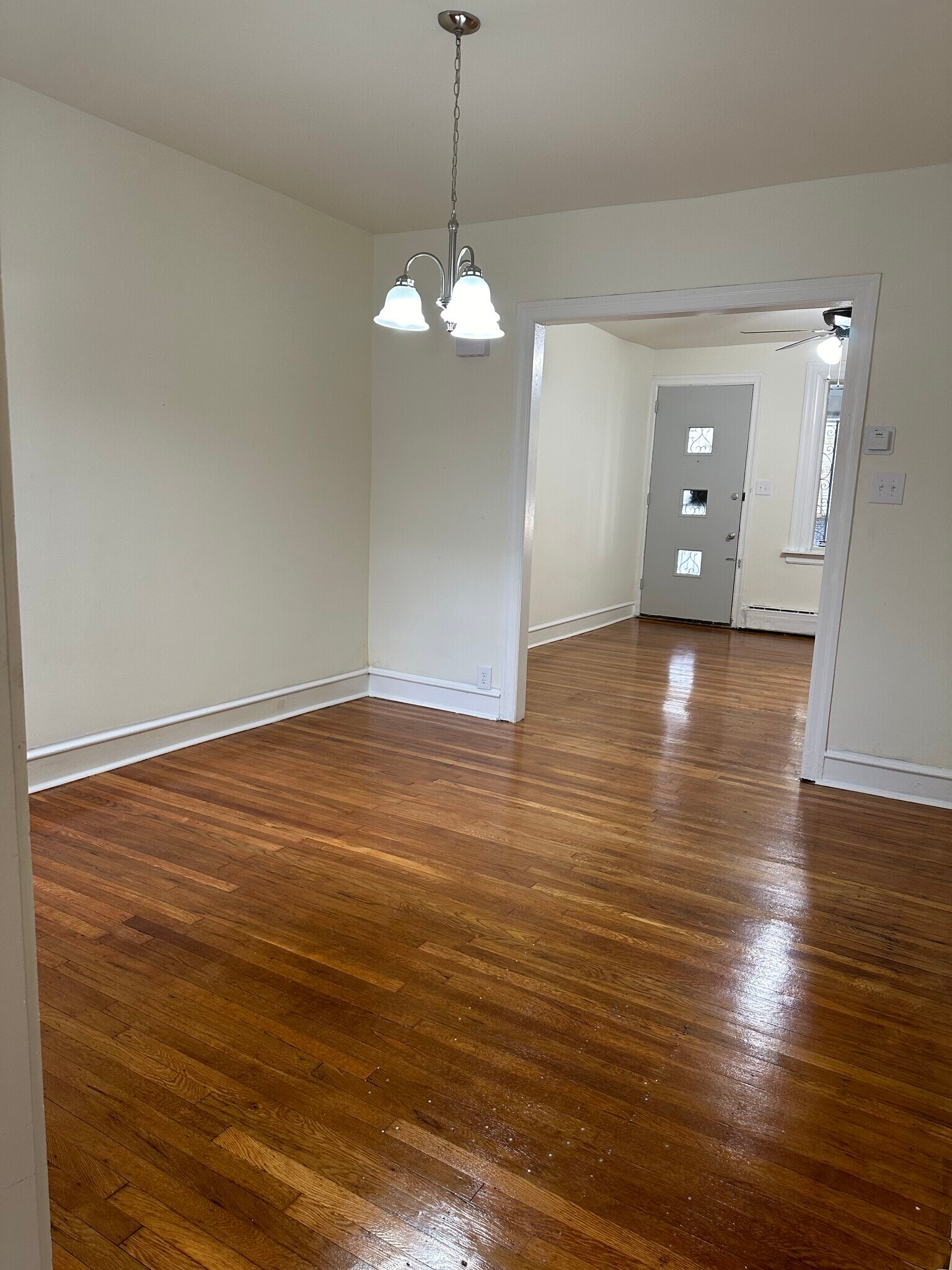 Building Photo - 5232 Pennsgrove St