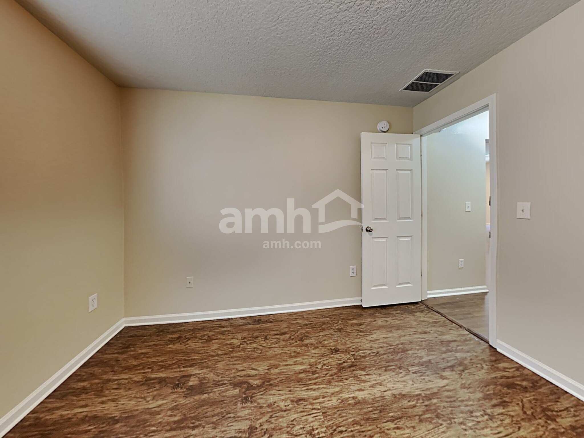 Building Photo - 160 Old Hickory Forest Rd