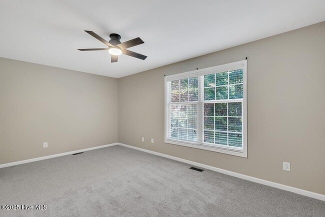 Building Photo - 101 Ole Field Cir