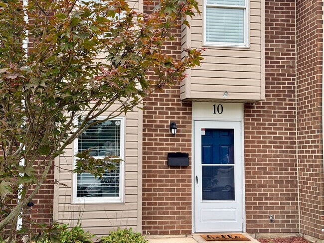 Building Photo - Move in Ready Home Now Available!