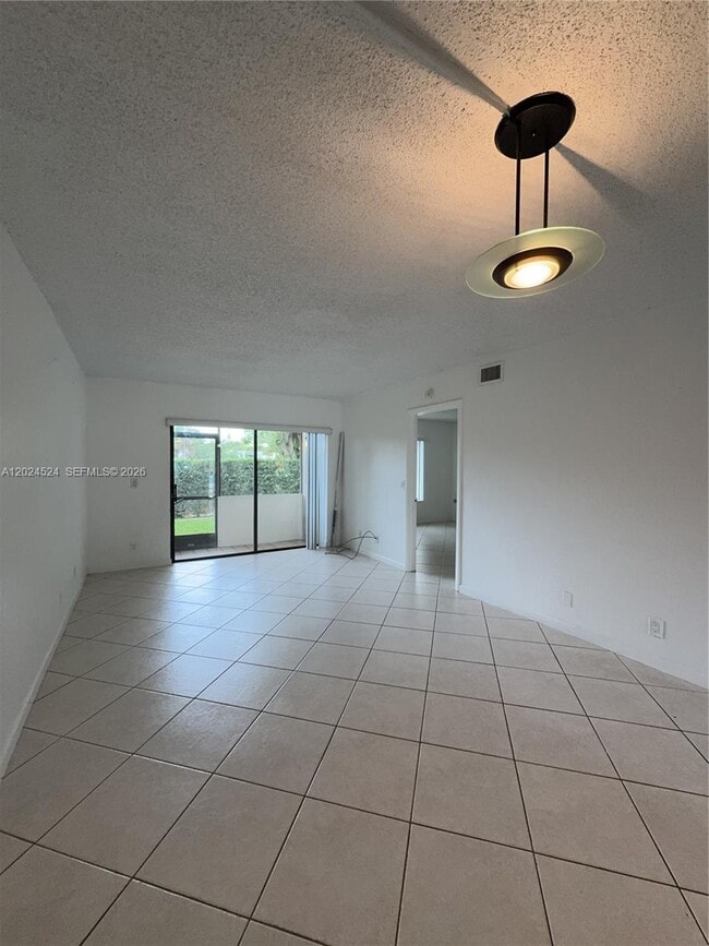 Building Photo - 6552 Arleigh Ct