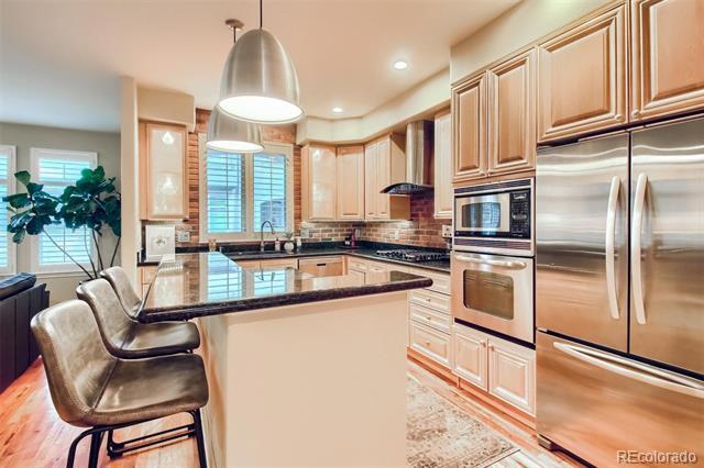 Building Photo - 365 Josephine St